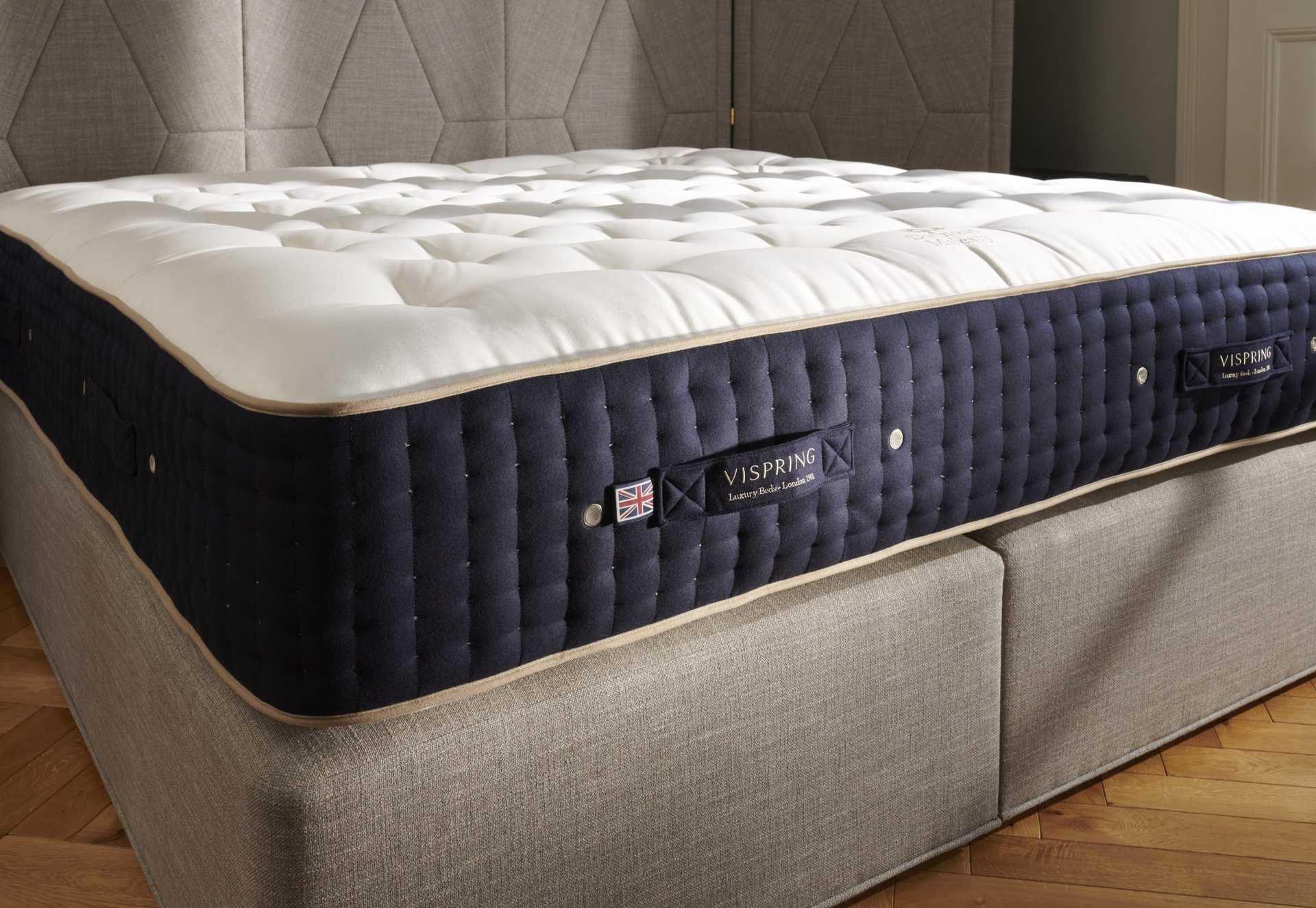 Diamond-Majesty_Mattress_Close-Up_3_1920